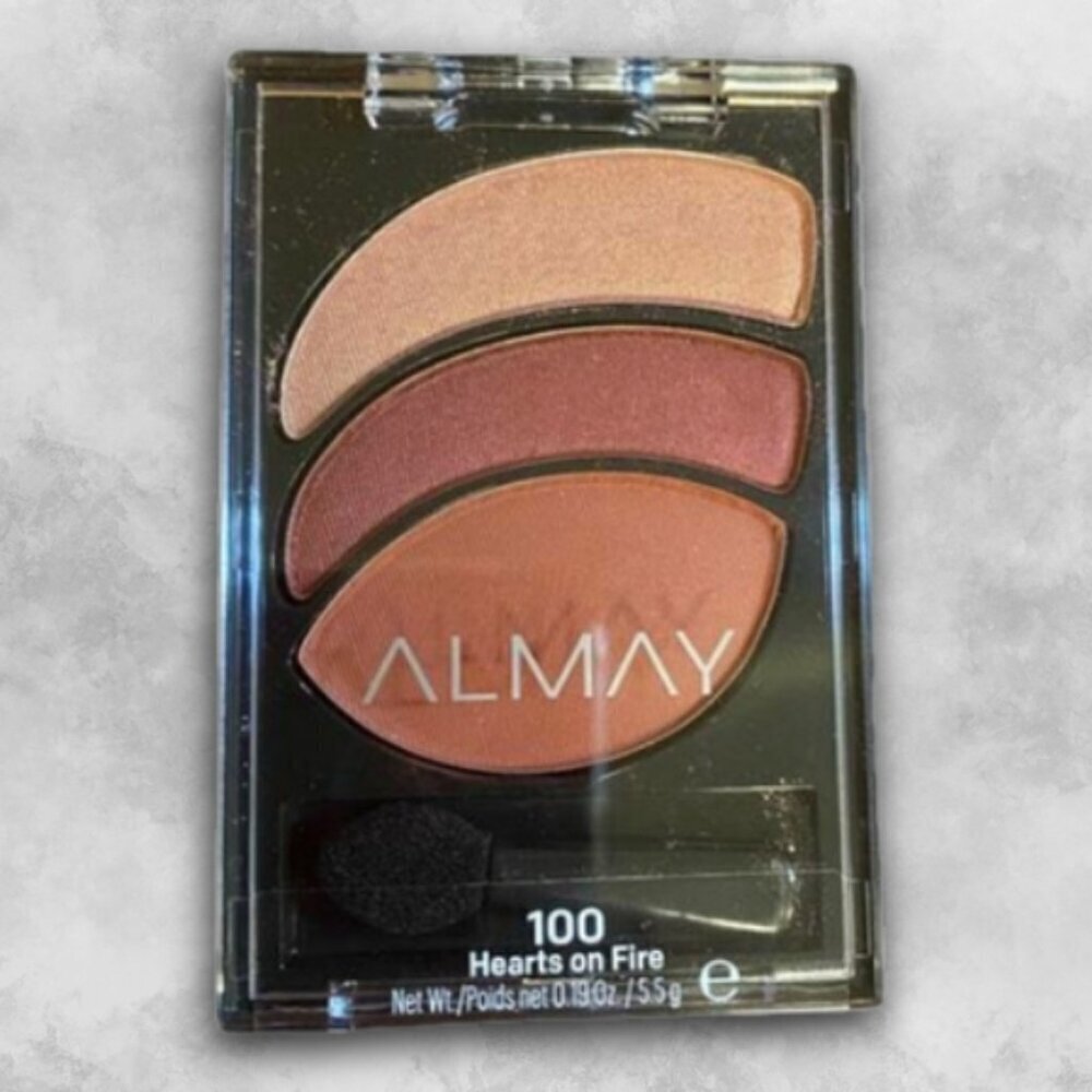 Almay Smokey Eyeshadow Trio Palette Hearts on Fire Net Wt. 0.19 OZ / 5.5grms OS